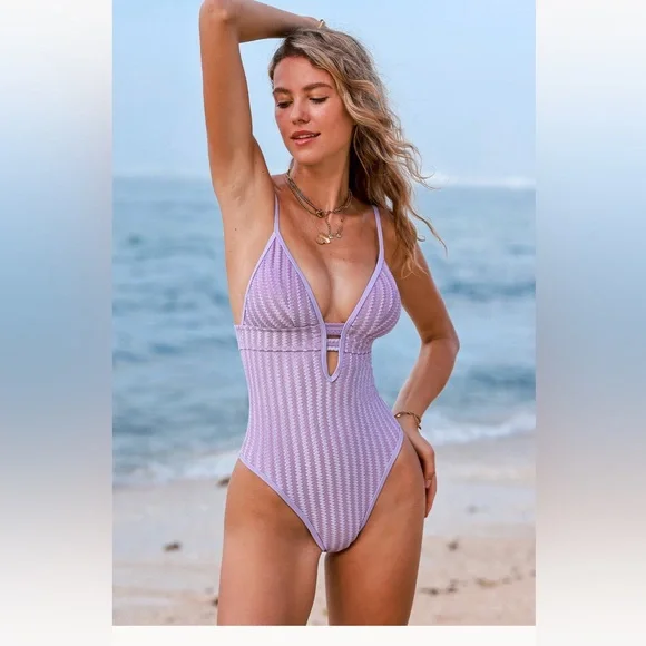 NWT CUPSHE women’s lavender textured one piece swimsuit.  Size M - Picture 4 of 9